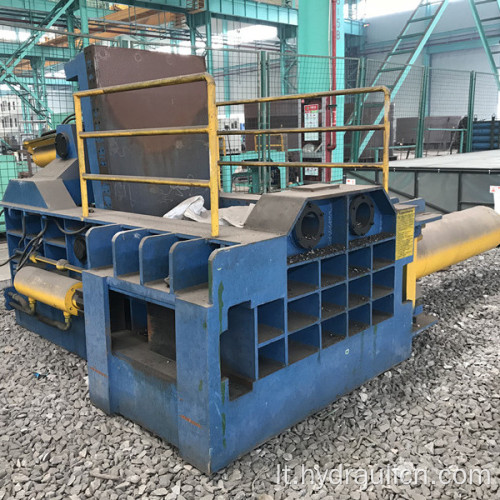 Šoninė metalo atliekų hidraulinė presavimo mašina